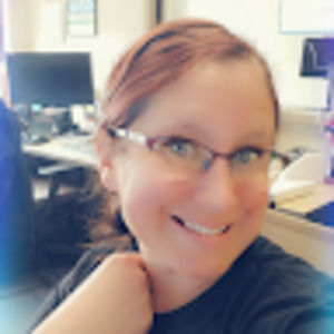 Meet your Posher, Holly